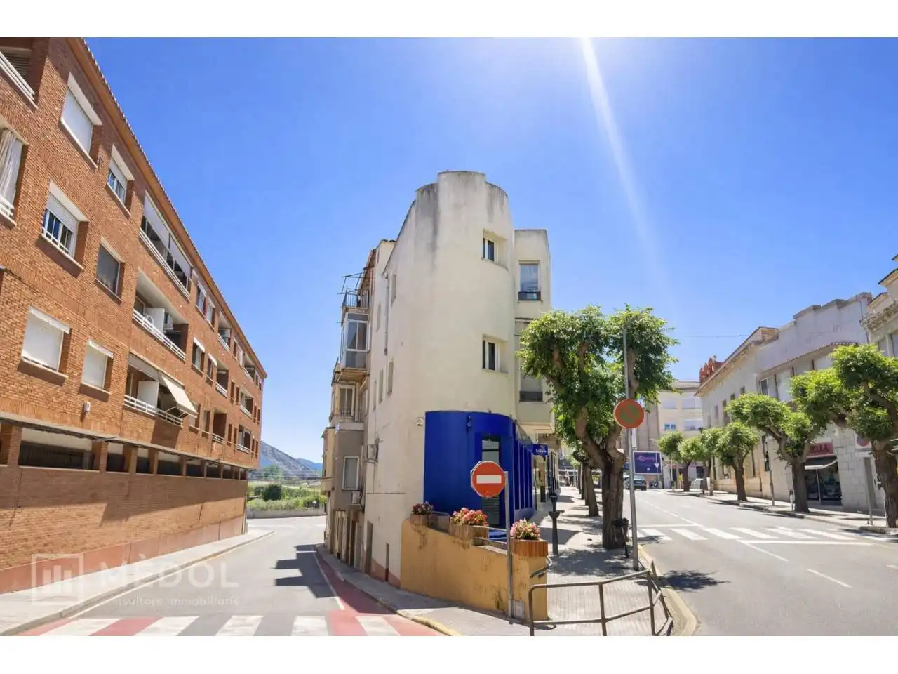 Vista exterior de Casa o xalet en venda en Móra d'Ebre amb Aire condicionat, Parquet i Moblat