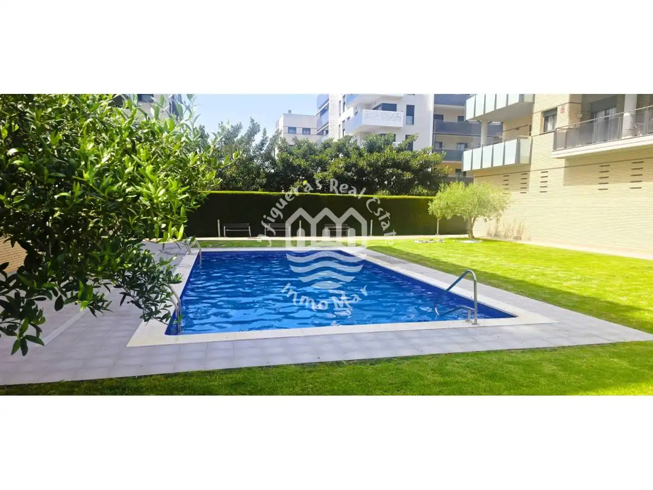Swimming pool of Flat for sale in Vila-seca  with Air Conditioner, Heating and Parquet flooring