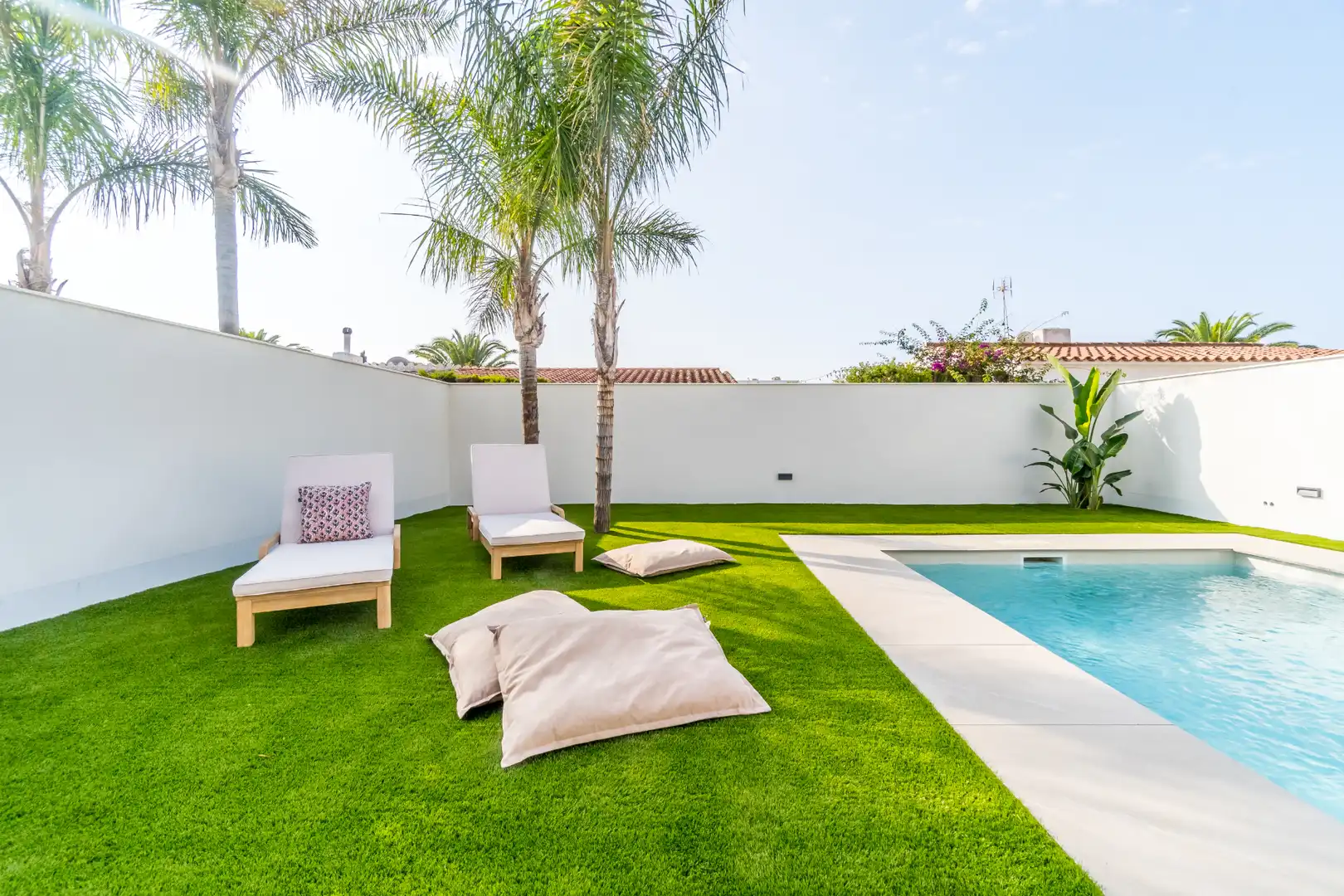 Piscina de Casa adosada de alquiler en Cambrils con Aire acondicionado, Calefacción y Jardín privado