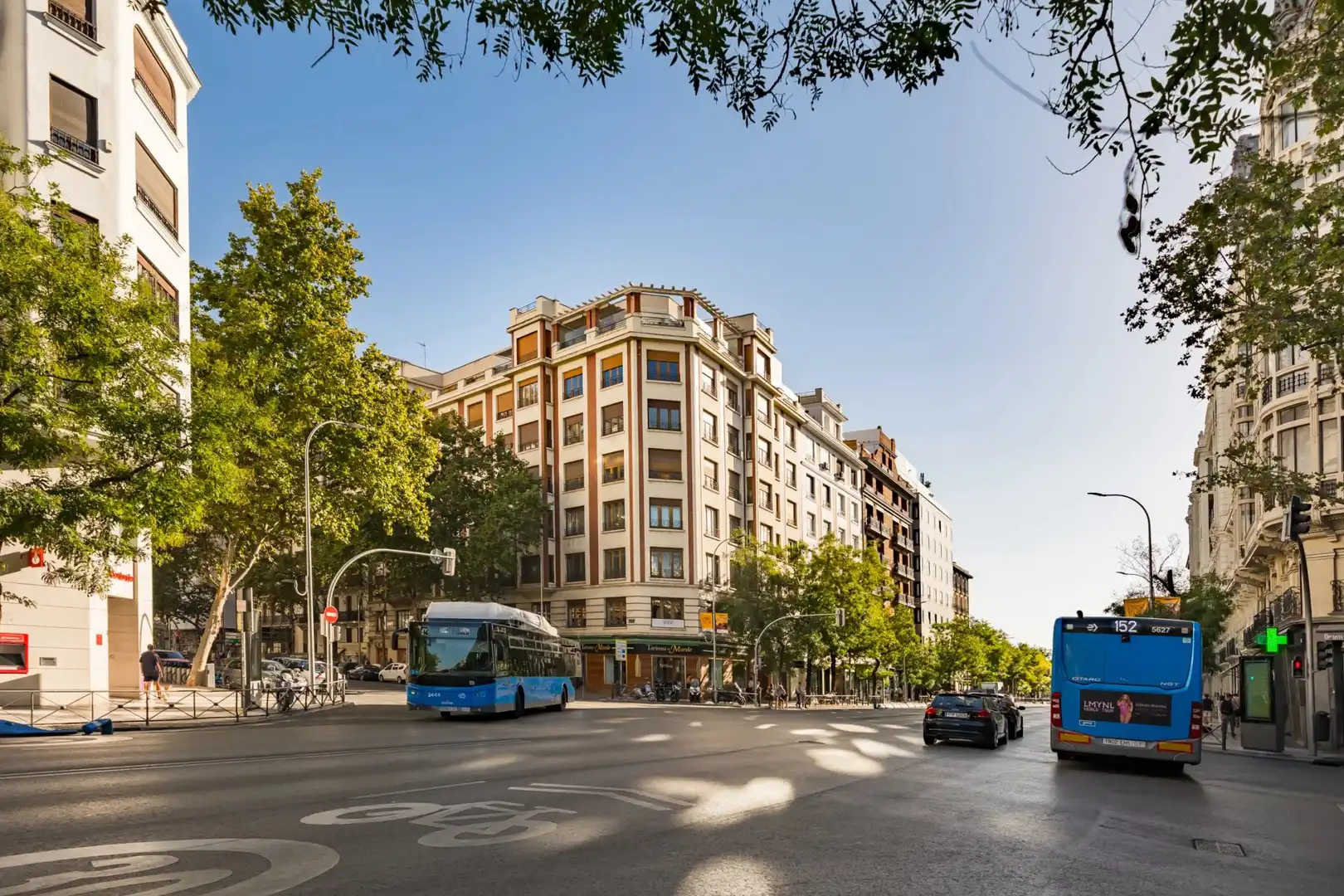 Vista exterior de Pis de lloguer en Madrid amb Aire condicionat, Calefacció i Forn