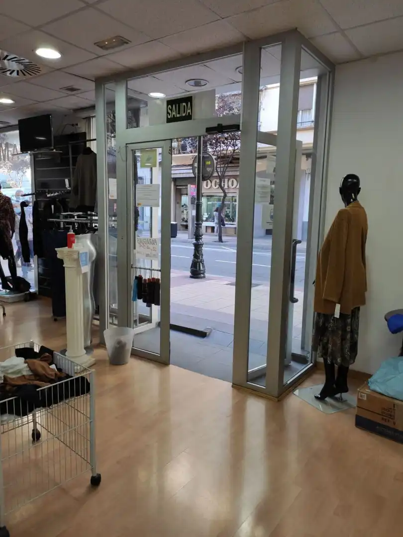 Business premises for sale in Calle de San Vicente de Paúl, imagen 2