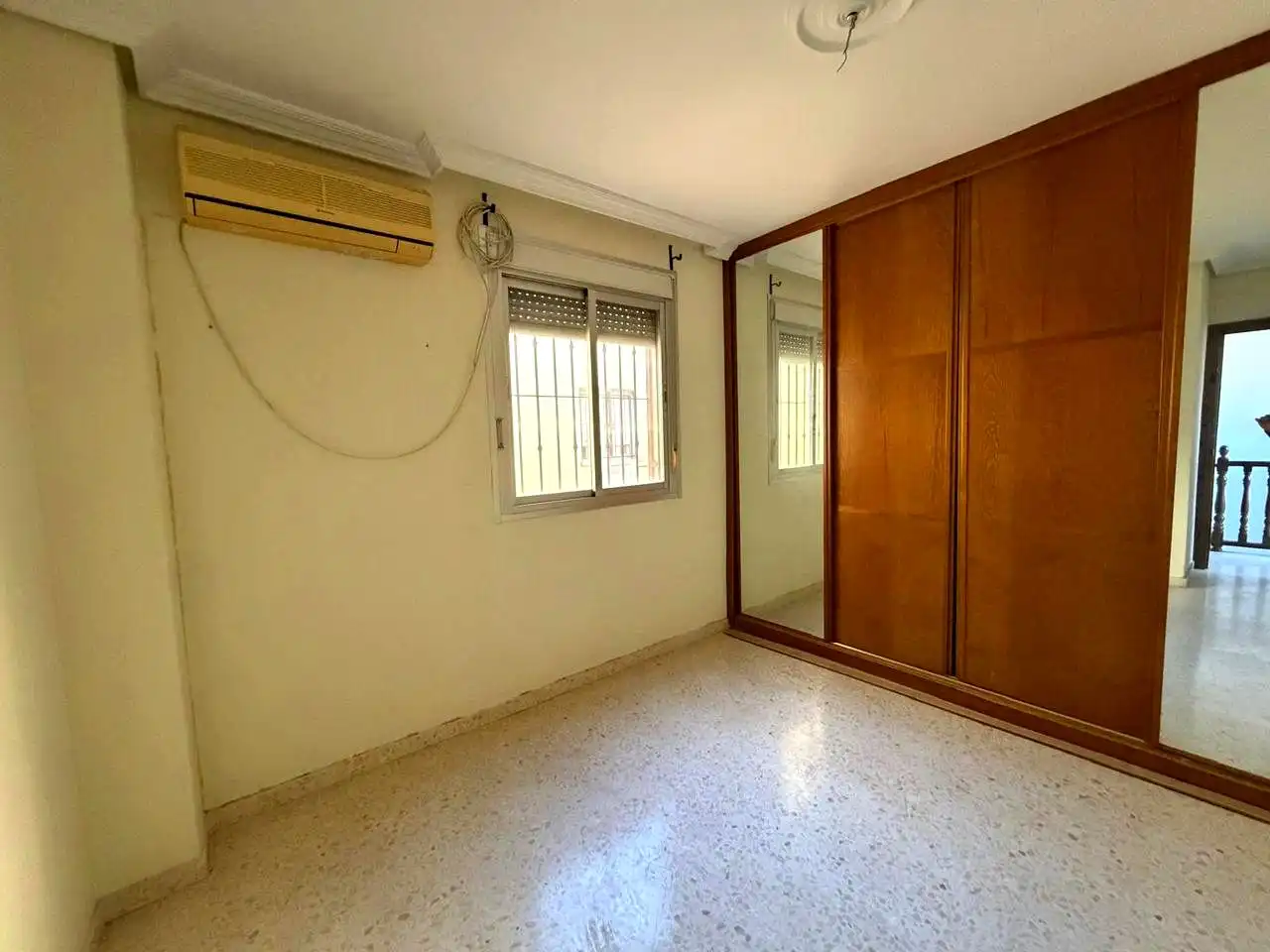 Dormitori de Dúplex en venda en Dos Hermanas