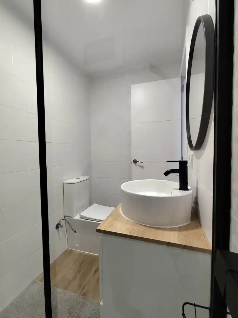 Bany de Apartament de lloguer en Ciudad Aljarafe