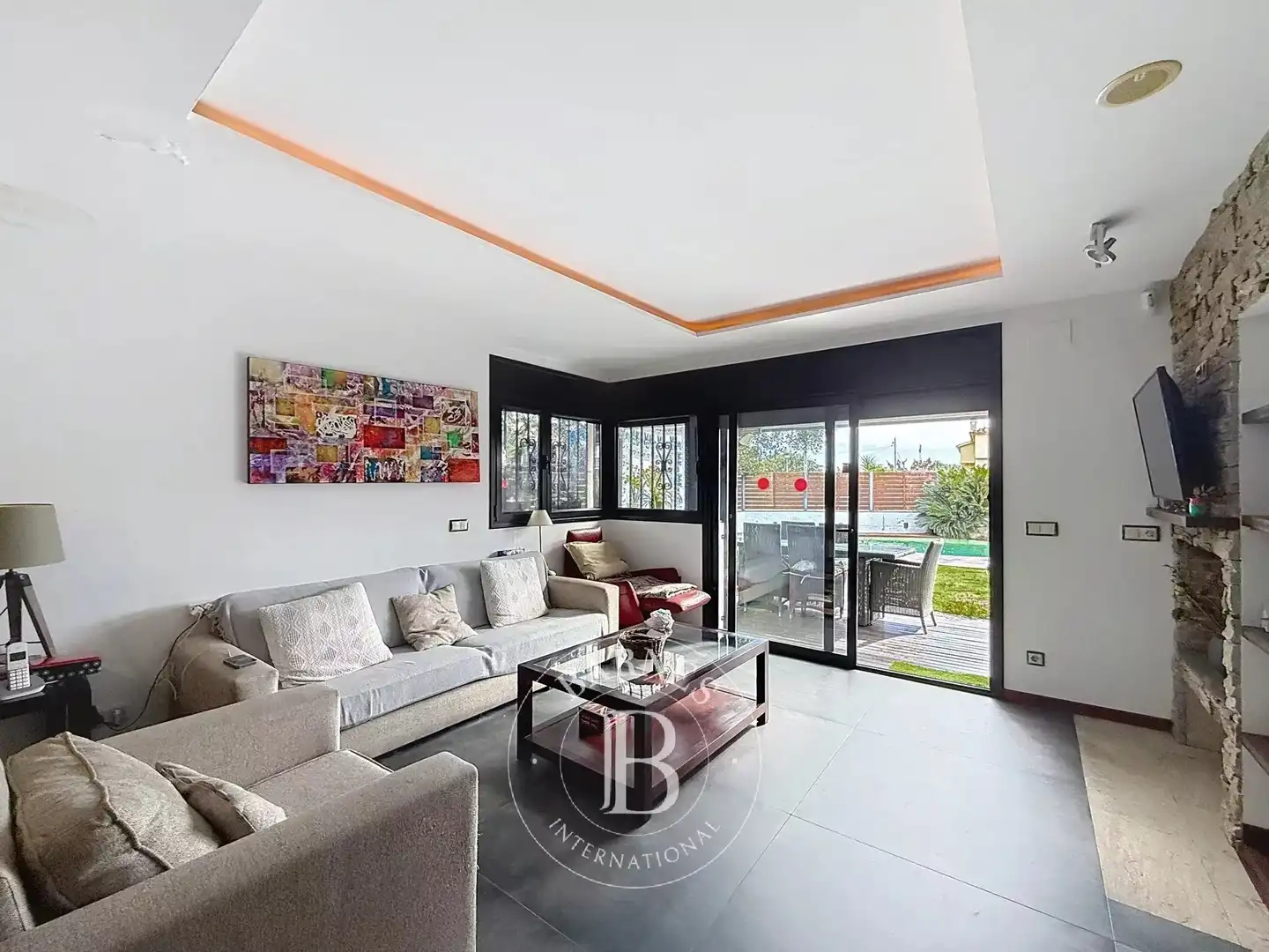 Sala d'estar de Casa o xalet en venda en Santa Susanna amb Aire condicionat, Calefacció i Jardí privat