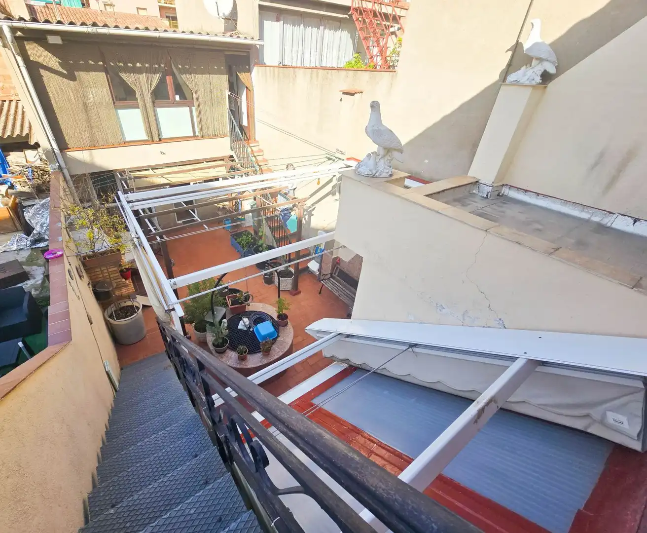 Terraza de Casa adosada en venta en Ripollet con Calefacción, Trastero y Horno
