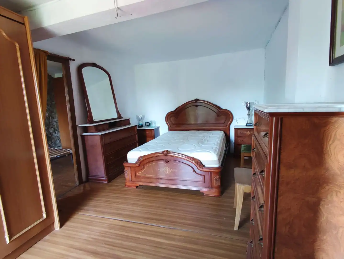 Dormitori de Casa adosada en venda en Corvera de Toranzo amb Calefacció, Jardí privat i Parquet