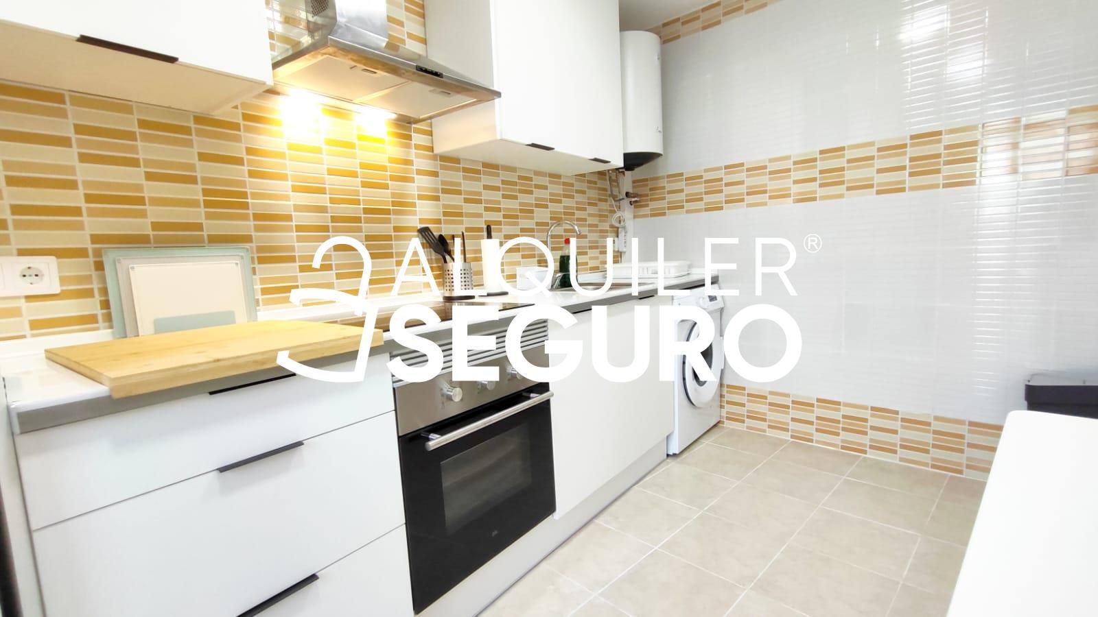 Kitchen of Flat to rent in  Valencia Capital  with Furnished