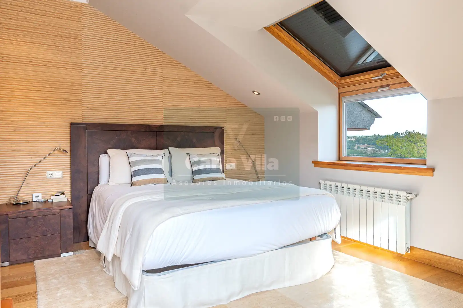 Habitación de Casa o chalet en venta en Lugo con Calefacción, Jardín privado y Parquet