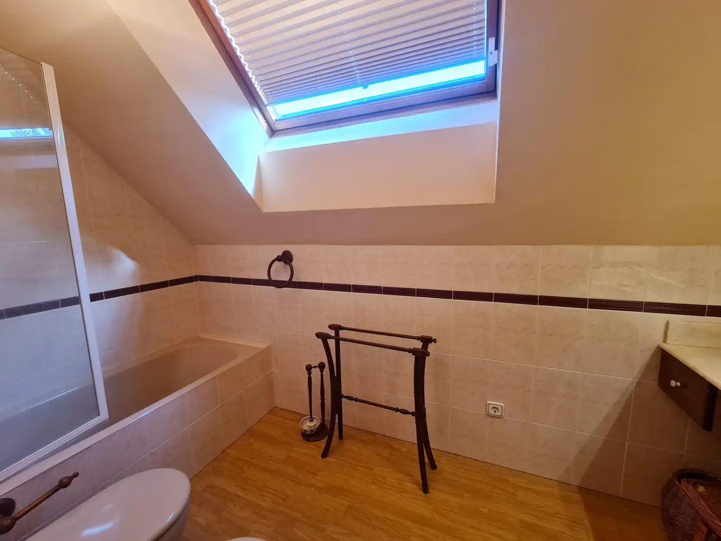 Casa aparellada amb piscina en venda a Calle Záncara, imagen 29