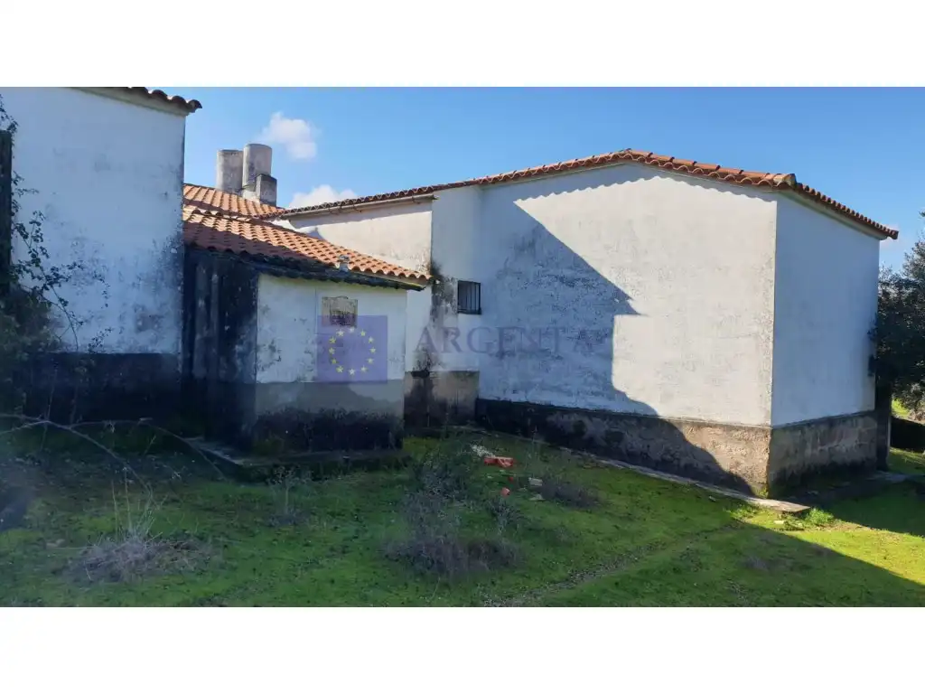 Houses for sale in Diseminados S Miguel, Alcántara