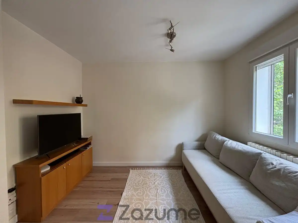 Sala de estar de Apartamento de alquiler en Zaragoza con Calefacción, Parquet y Amueblado