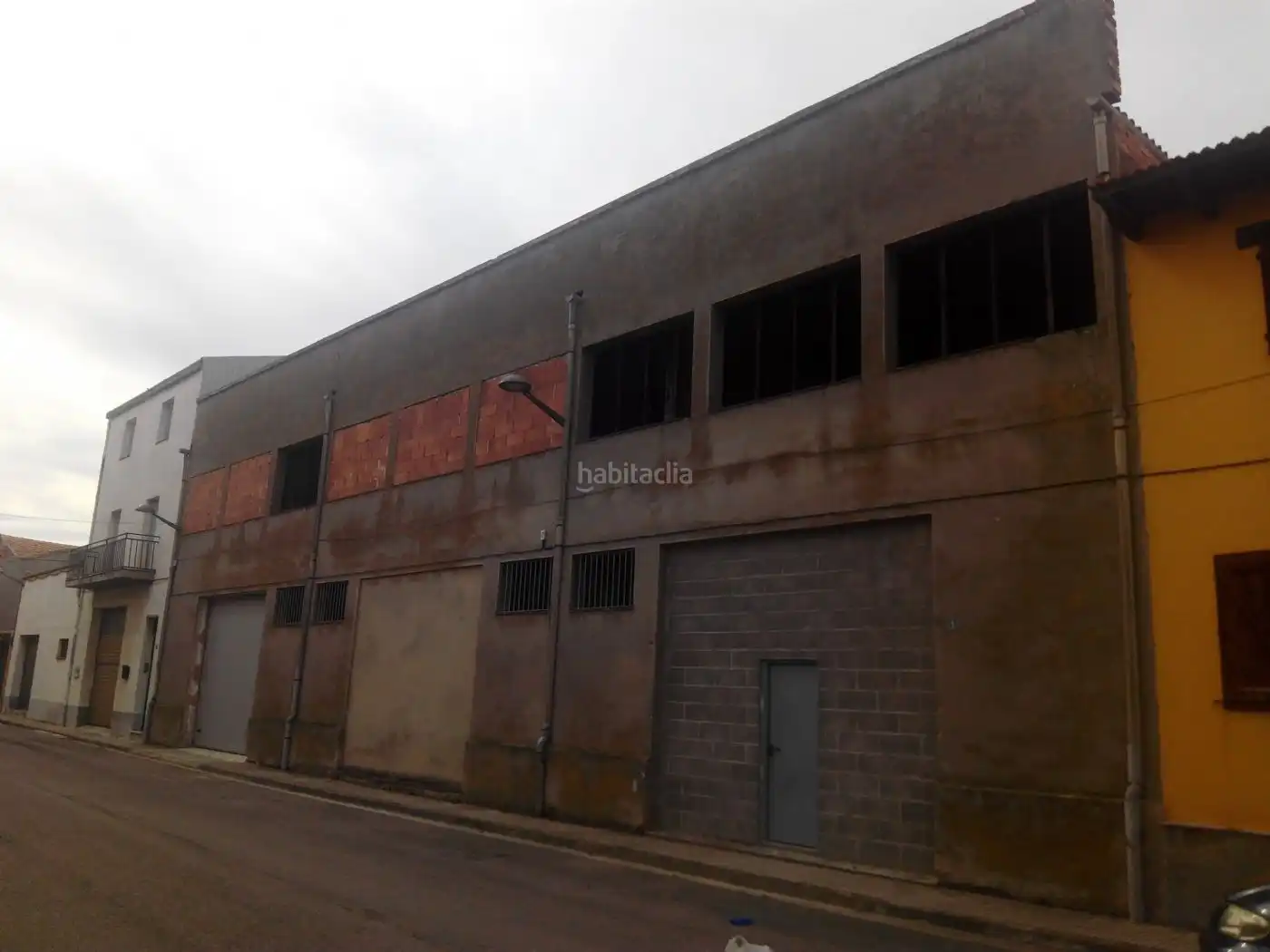 Industriegebäude zur Miete in Carrer del Sindicat Agrícola 8