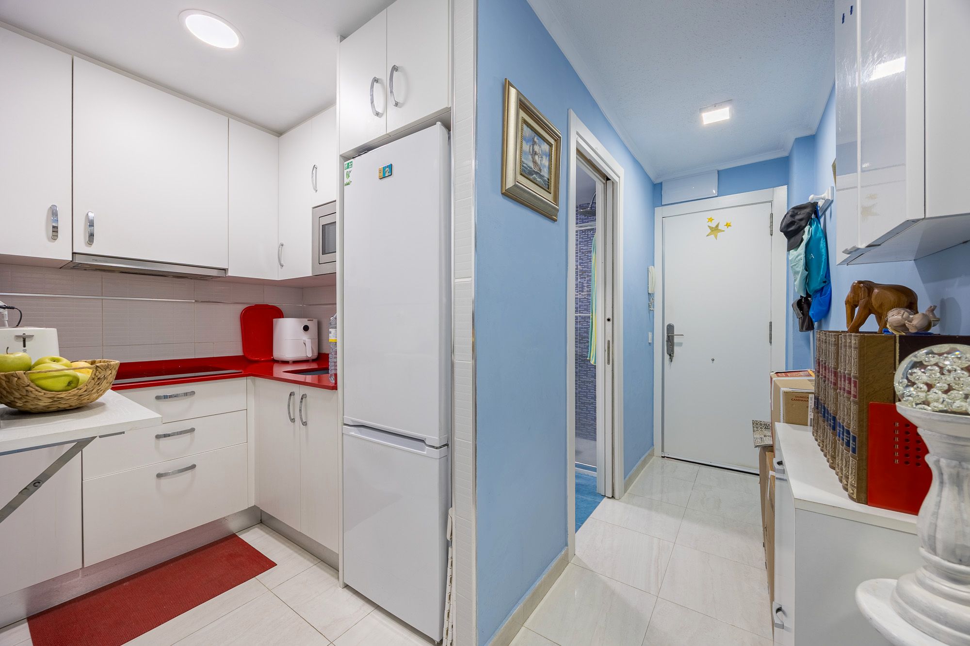 Cuina de Apartament en venda en Benidorm amb Piscina, Moblat i Piscina comunitària