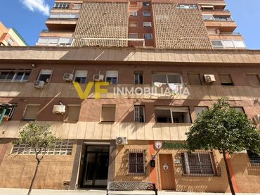 Wohnung mit Balkon zum Verkauf in Calle de Benahavís