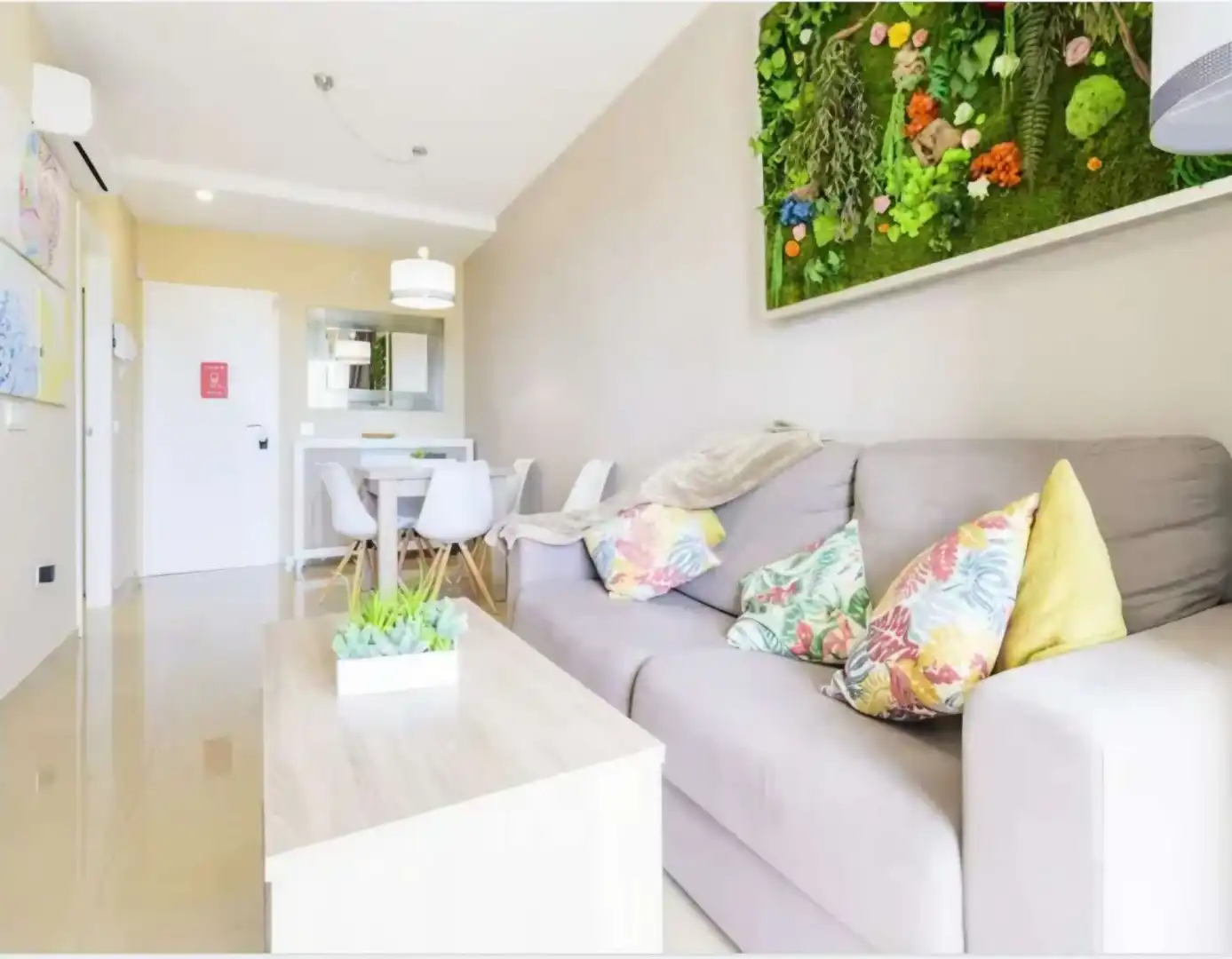 Living room of Apartments for sale in Oropesa del Mar / Orpesa  with Air Conditioner, Terrace and Swimming Pool