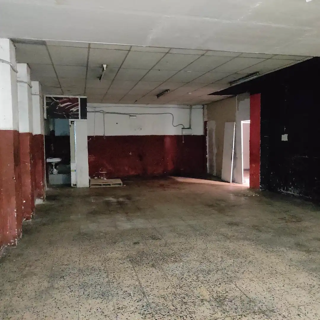Local comercial en venda a Carrer de Martí i Julià