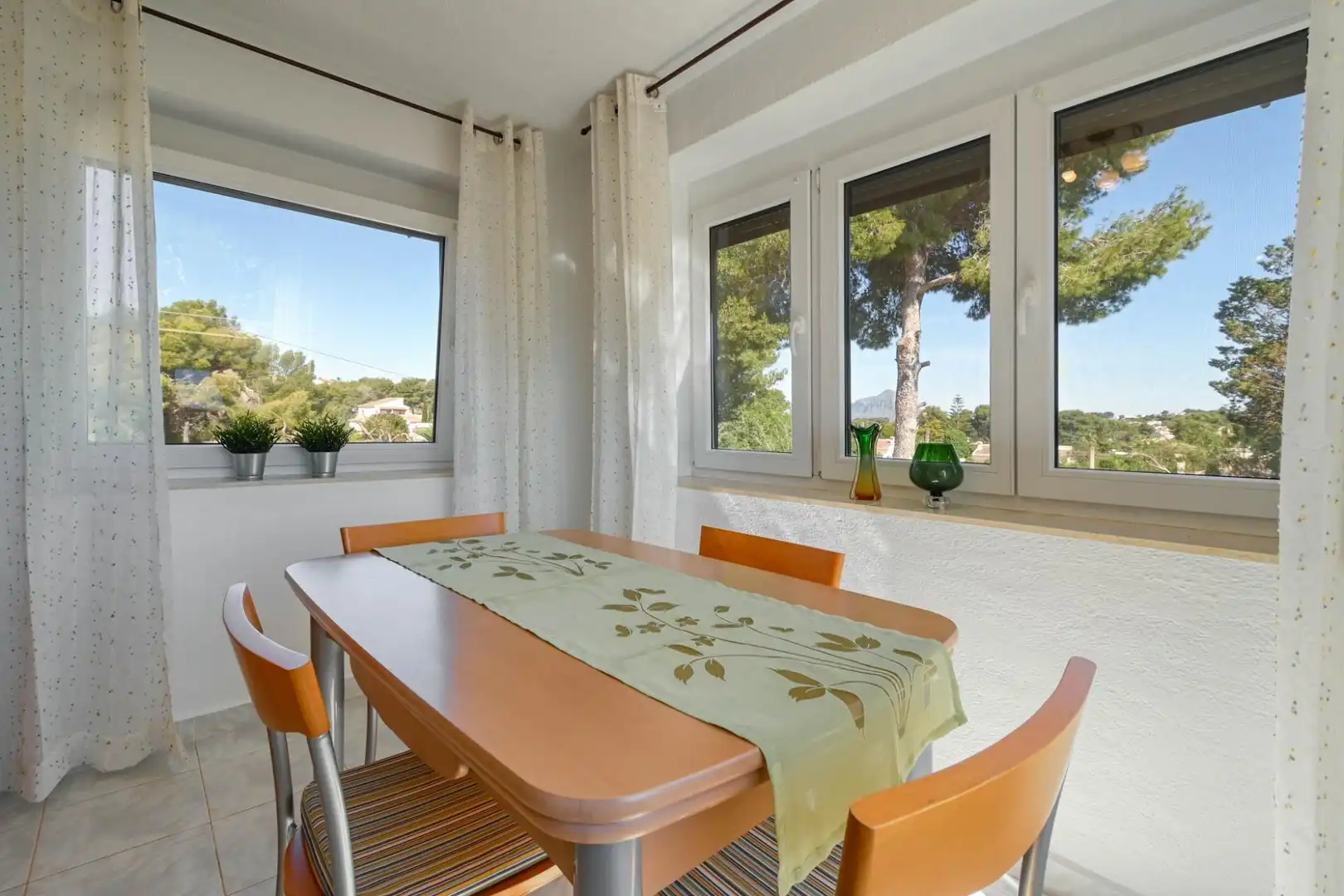 Detached house with pool for sale in La Granadella  - Costa Nova, imagen 7