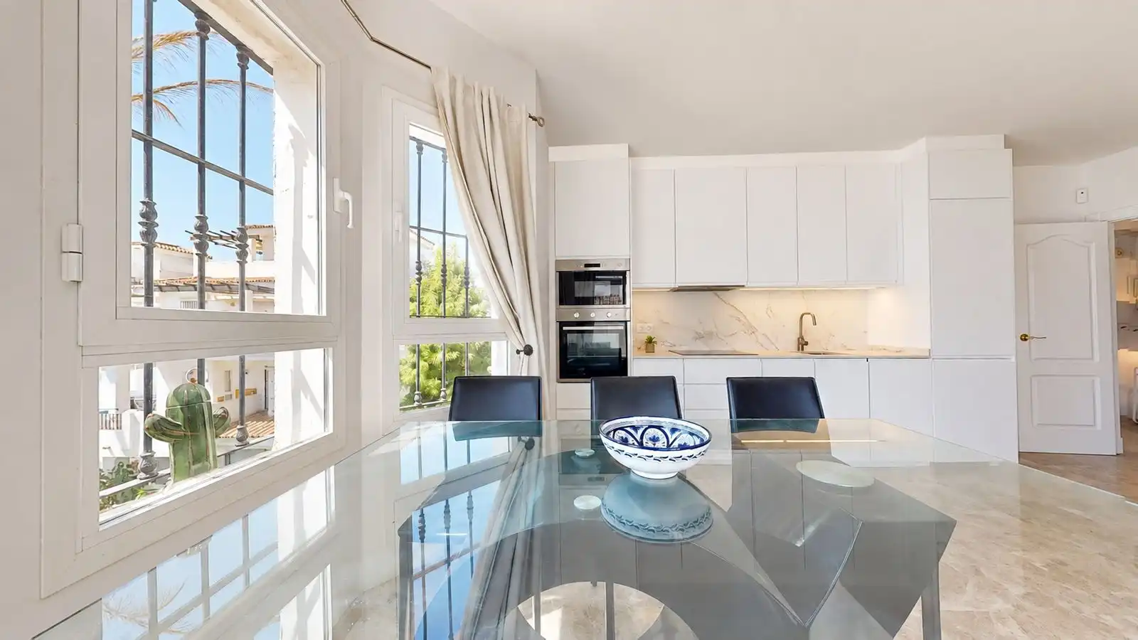 Dining room of Attic for sale in Marbella  with Air Conditioner, Terrace and Furnished