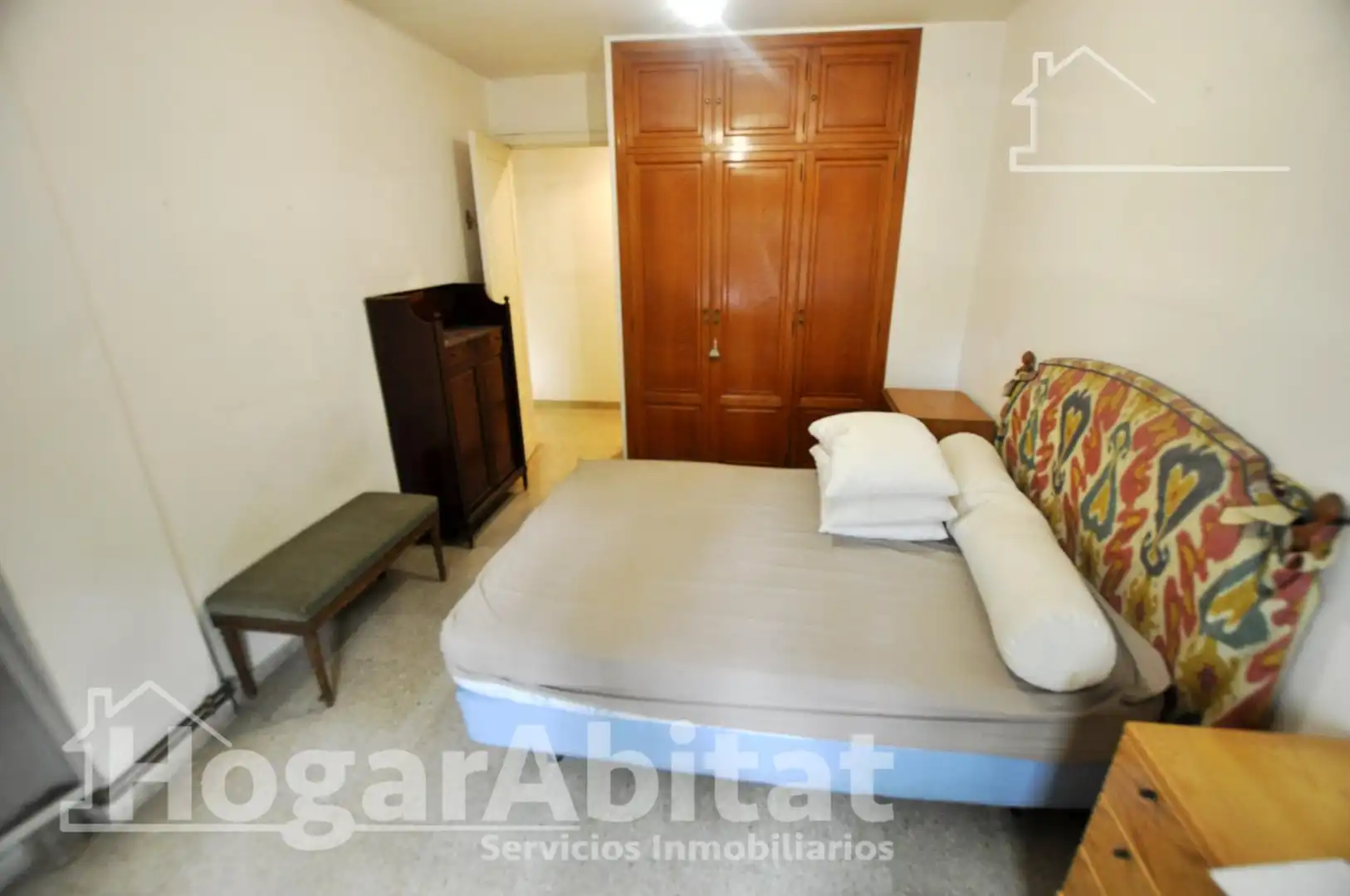Bedroom of Flat for sale in Valencia  with Heating and Balcony