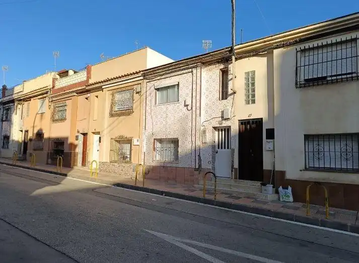 Vista exterior de Casa adosada en venda en Cartagena