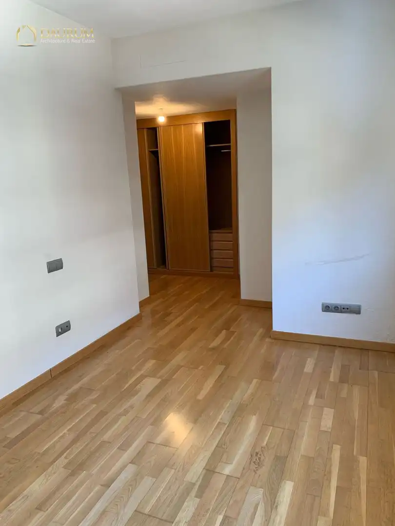 Habitación de Piso en venta en Rivas-Vaciamadrid con Aire acondicionado, Calefacción y Terraza