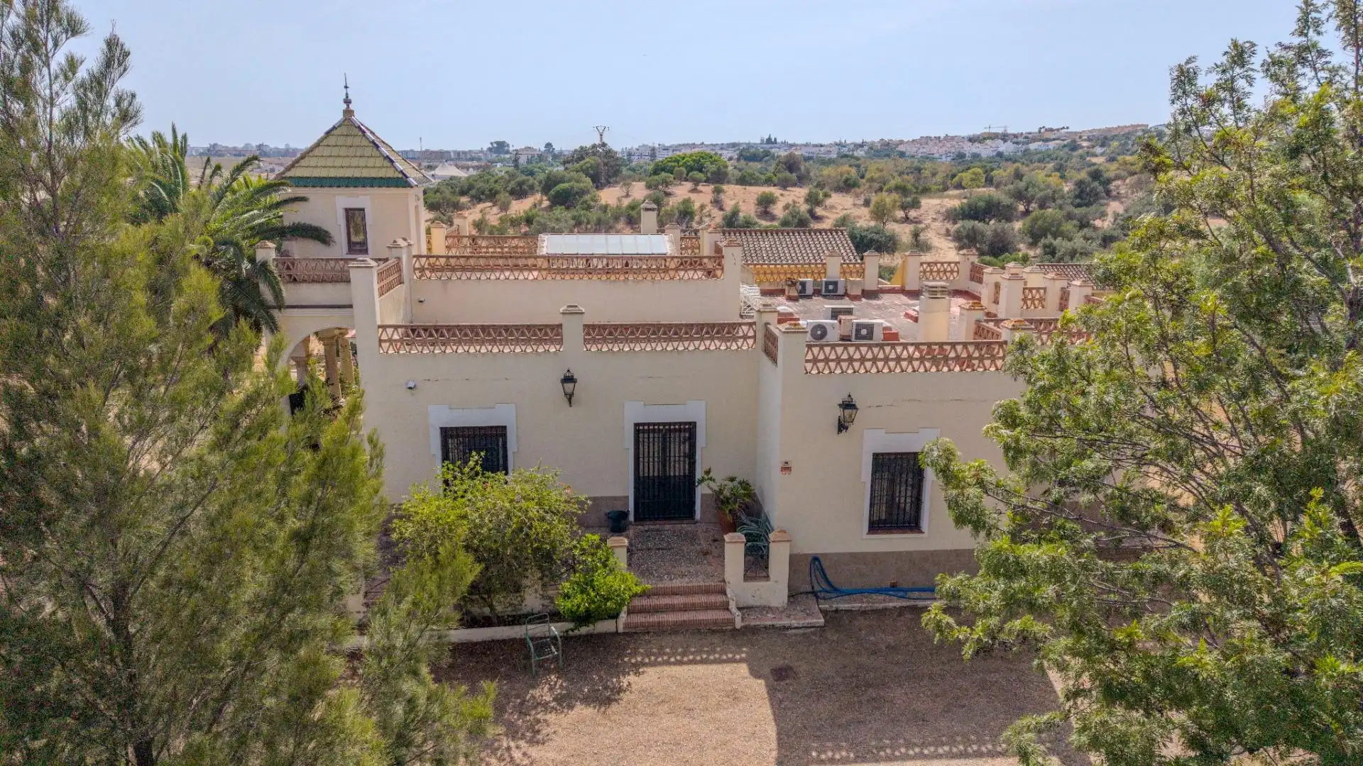 Außenansicht von Country house zum Verkauf in Ayamonte mit Klimaanlage, Heizung und Privatgarten