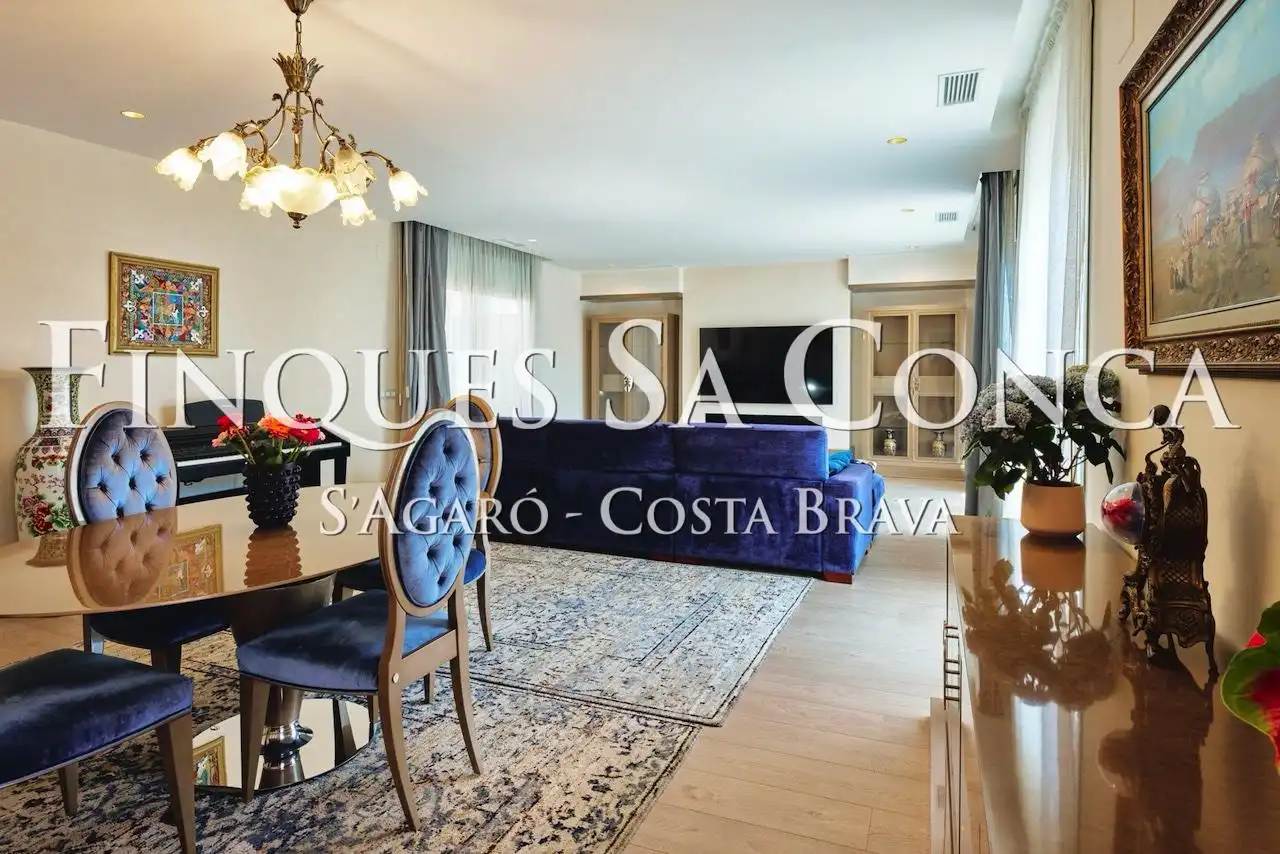 Sala d'estar de Dúplex en venda en Barcelona amb Aire condicionat, Calefacció i Terrassa