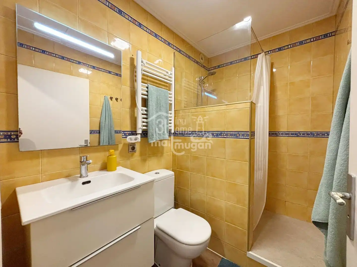 Baño de Apartamento en venta en Hendaye con Calefacción, Terraza y Piscina comunitaria
