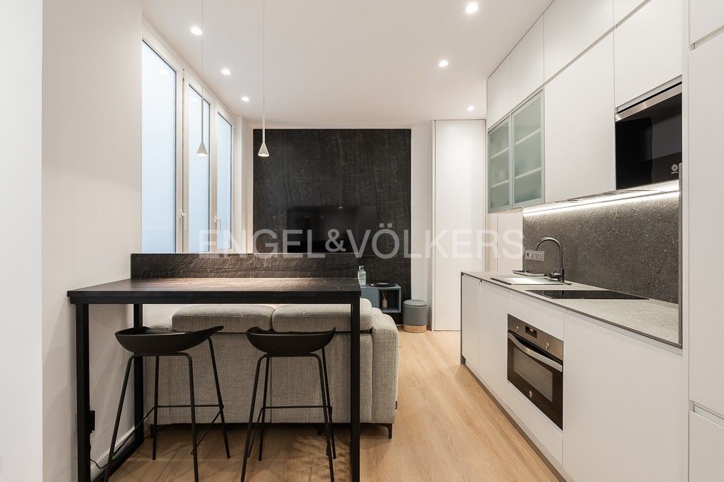 Kitchen of Study to rent in  Valencia Capital  with Air Conditioner, Heating and Terrace
