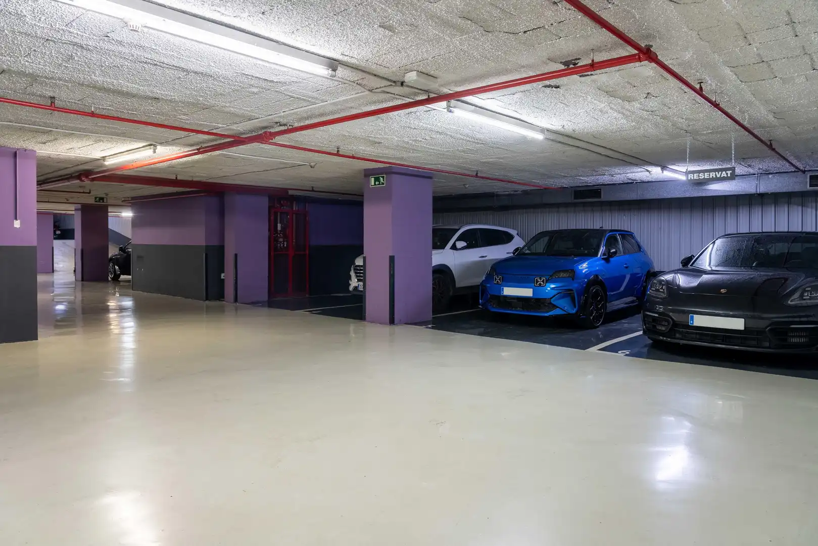 Motorbike to rent in GRAN VIA DE LES CORTS CATALANES 641, imagen 20