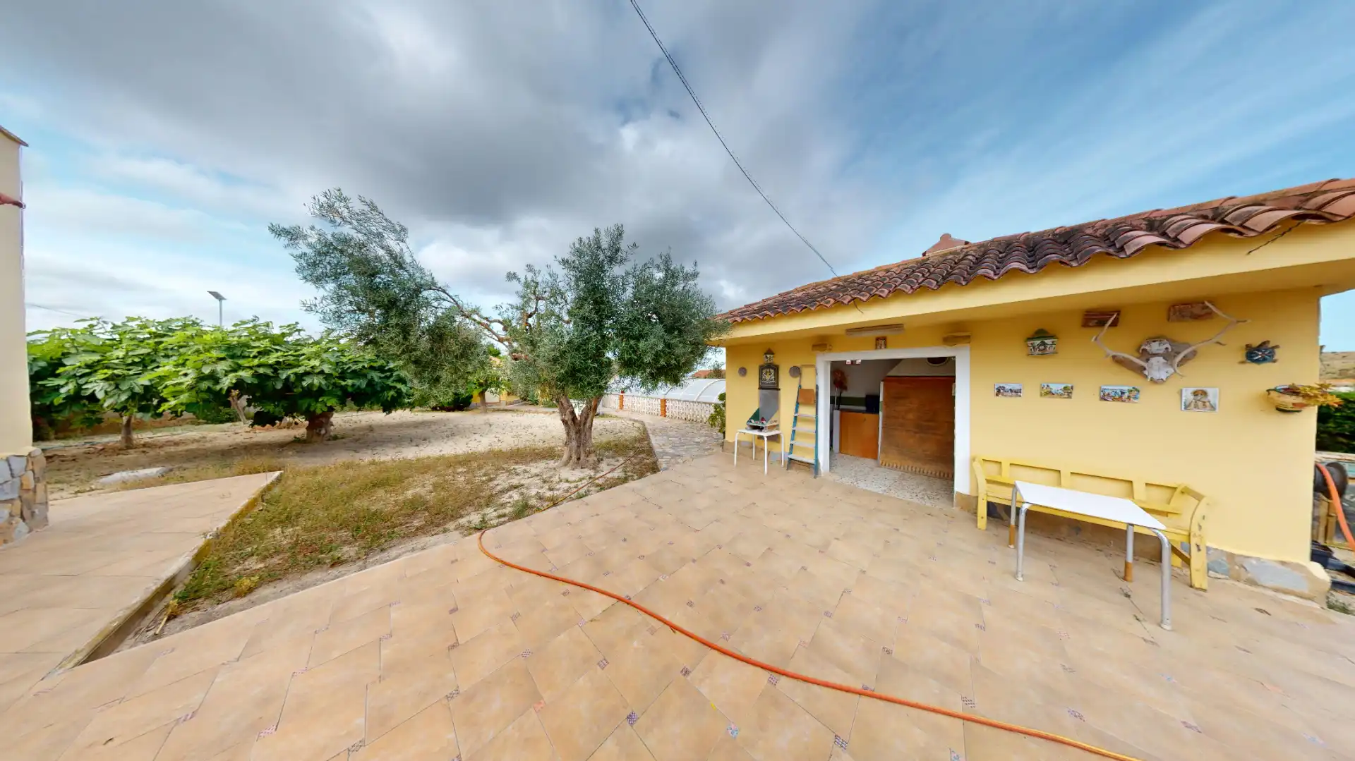 Garden of Houses for sale in Elche / Elx  with Air Conditioner, Heating and Private garden