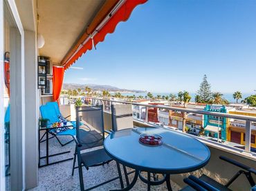 Flat with pool for sale in Torre del Mar
