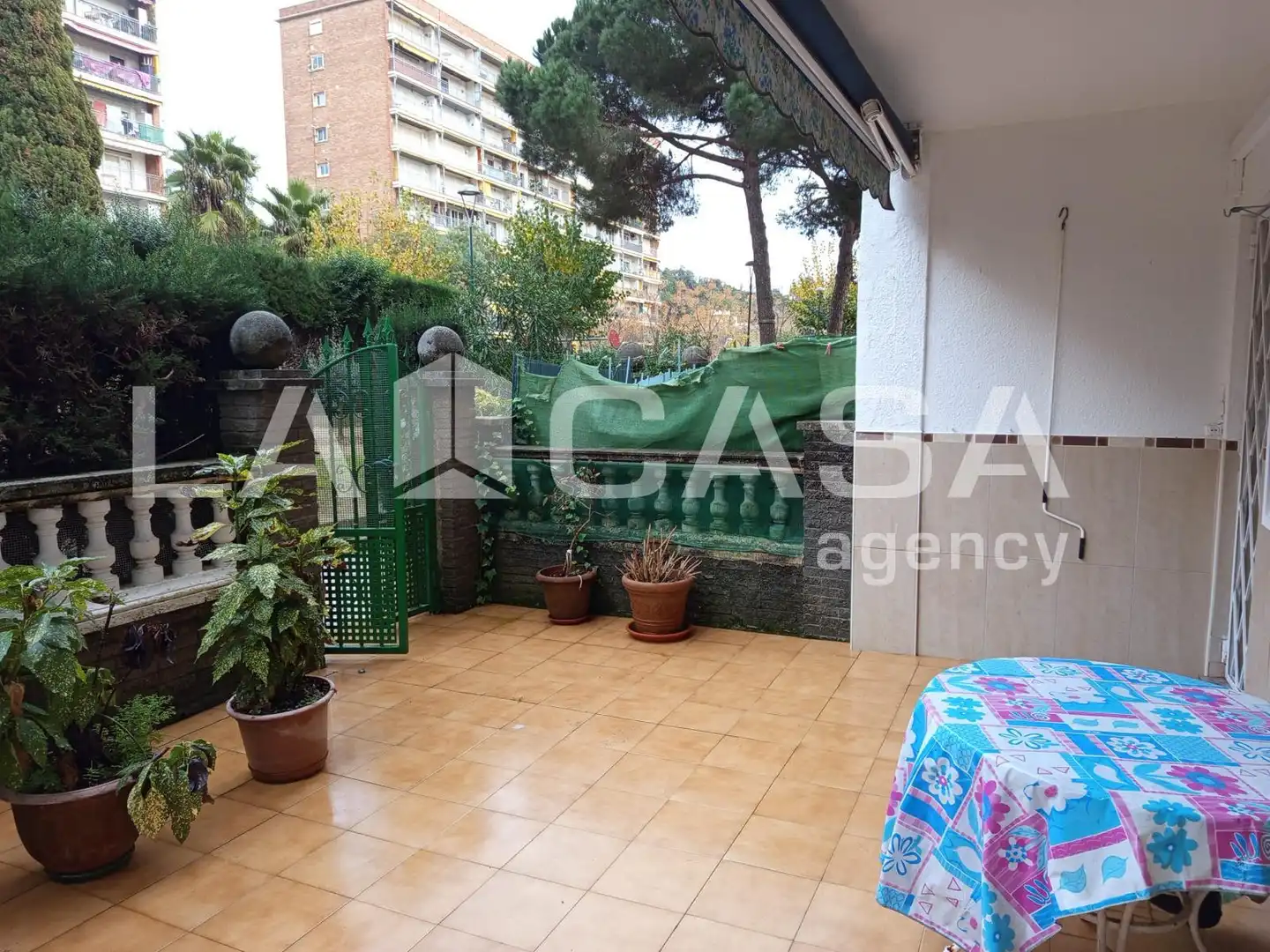 Jardín de Piso en venta en Santa Susanna con Terraza y Piscina