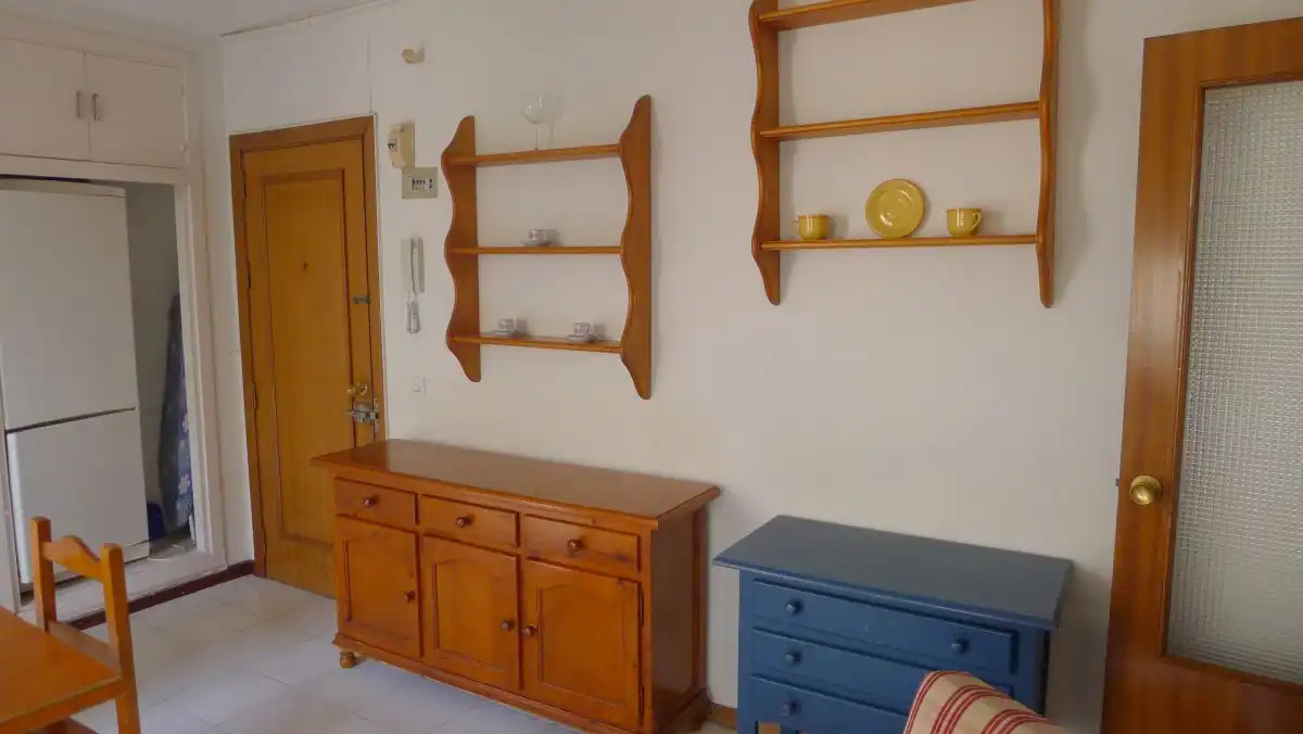 Apartament amb ascensor de lloguer a Luis de Morales, imagen 2