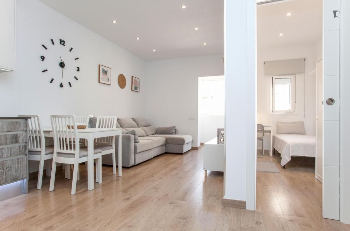 Sala d'estar de Apartament de lloguer en  Barcelona Capital amb Aire condicionat, Moblat i Forn