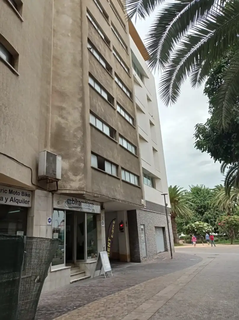 Garaje de alquiler en CASAS DE CAMPOS, Ensanche Centro - Puerto