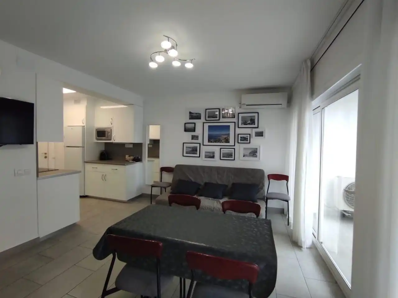 Sala d'estar de Estudi en venda en Roses amb Aire condicionat, Calefacció i Terrassa