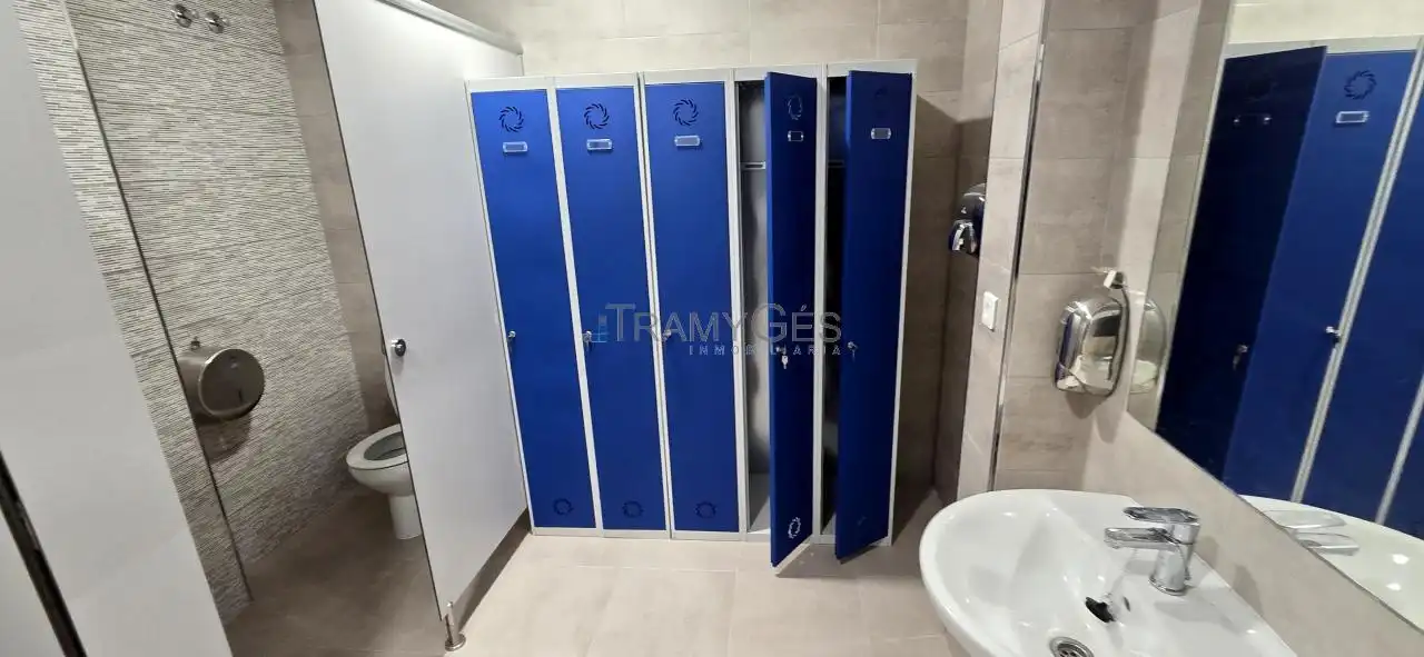 Baño de Nave industrial de alquiler en Mos