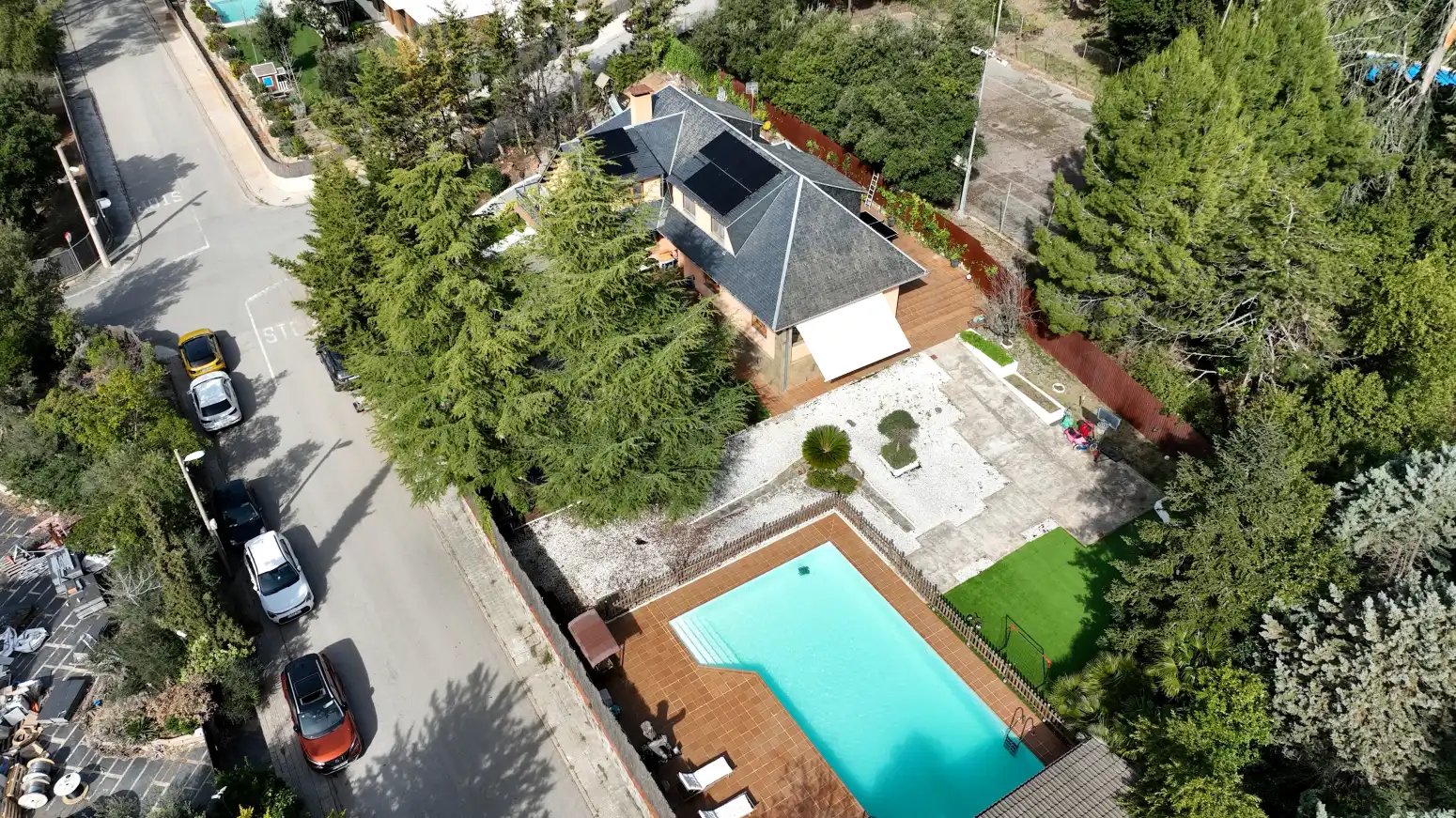 Vista exterior de Casa o xalet en venda en Matadepera amb Calefacció, Parquet i Terrassa