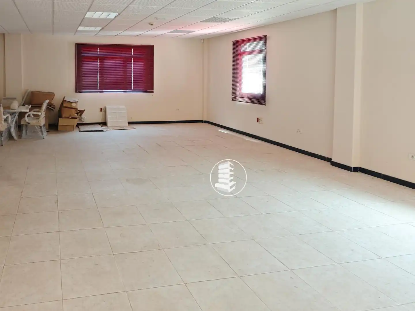 Oficina en venta en El Rosario con Aire acondicionado