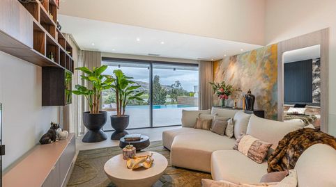 Chalet en primera línea de golf de una sola planta con sótano y piscina privada en La Finca Golf, imagen 5