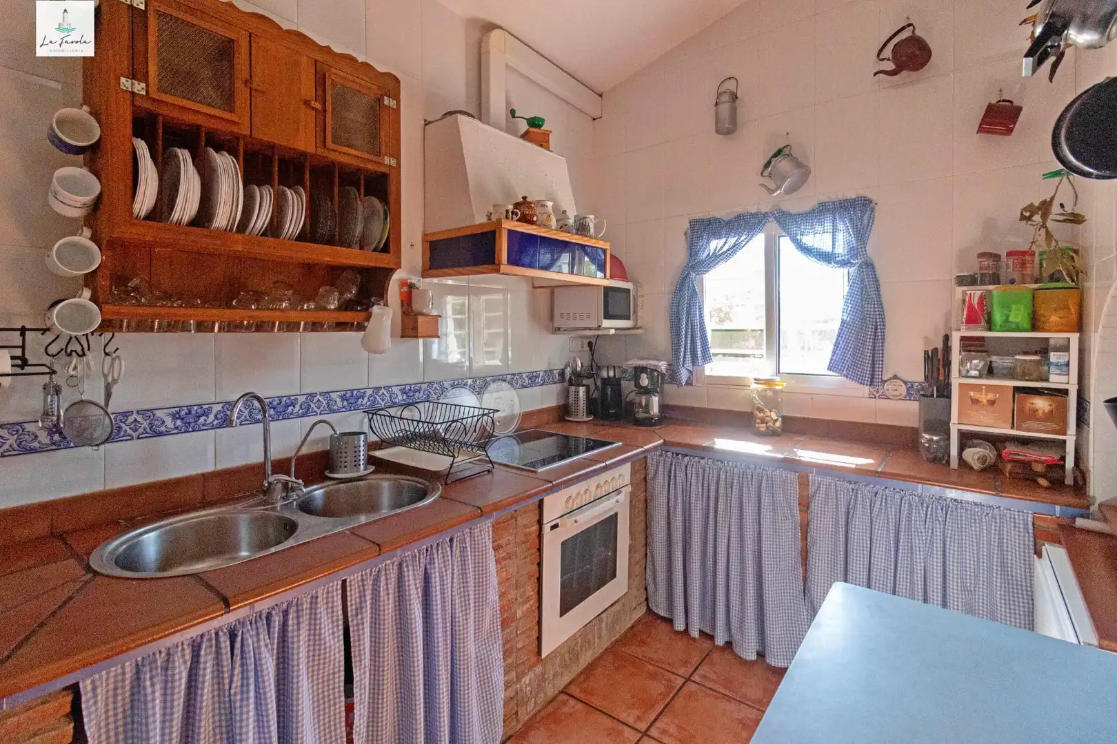 Kitchen of Country homes for sale in Archidona  with Air Conditioner, Heating and Private garden