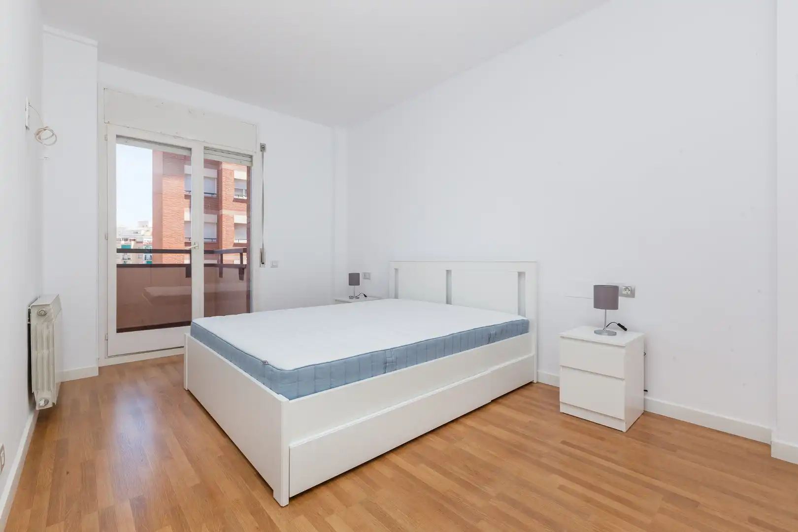 Wohnung zur Miete in Calle del Pisuerga, La Maternitat i Sant Ramon