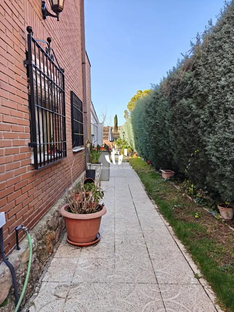 Casa o chalet en venta en Calle del Rododendro, Urbanizaciones