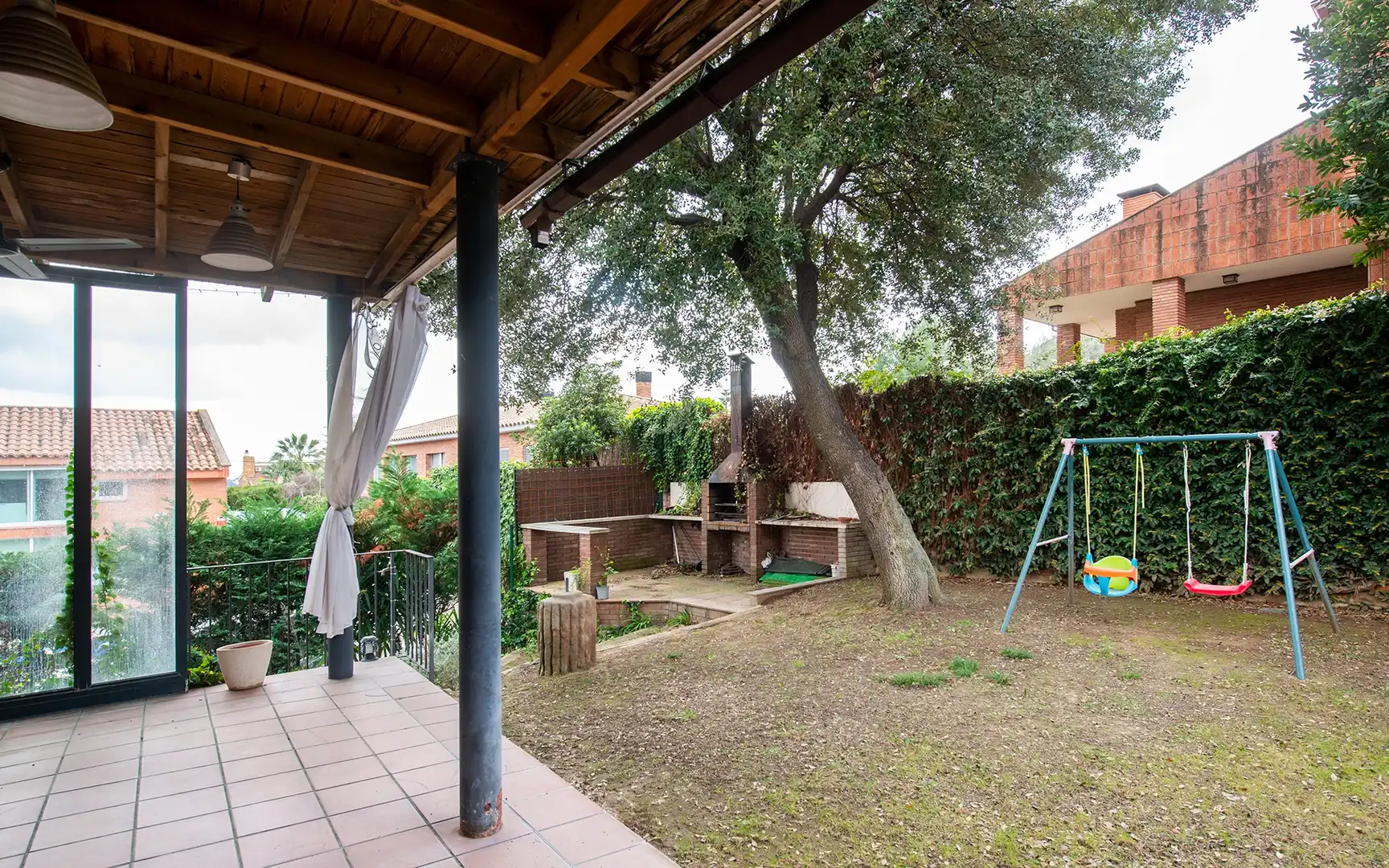 Jardín de Casa o chalet en venta en Sant Boi de Llobregat con Aire acondicionado, Jardín privado y Trastero
