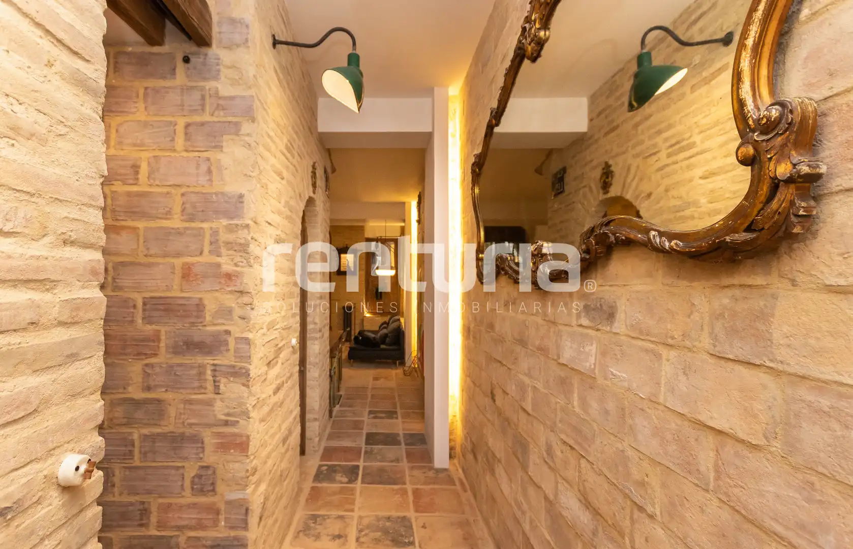 Flat for rent in Valencia  with Air Conditioner, Heating and Furnished