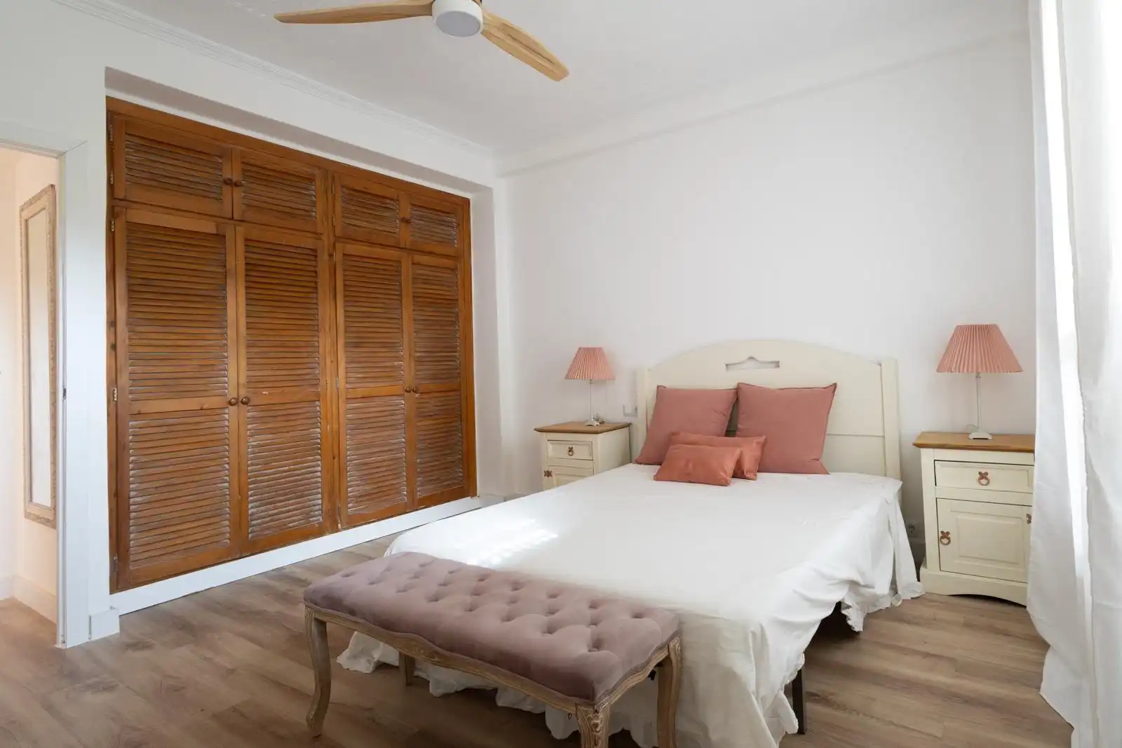 Bedroom of Apartments for rent in Algeciras  with Private garden, Terrace and Furnished