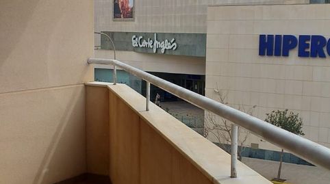 Foto 2 de Pis en venda a Pabellón - Estación - El Corte Inglés, El Ejido