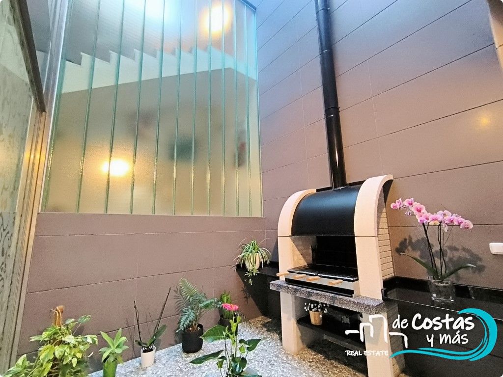 Terrace of House or chalet for sale in Pego  with Air Conditioner, Terrace and Furnished