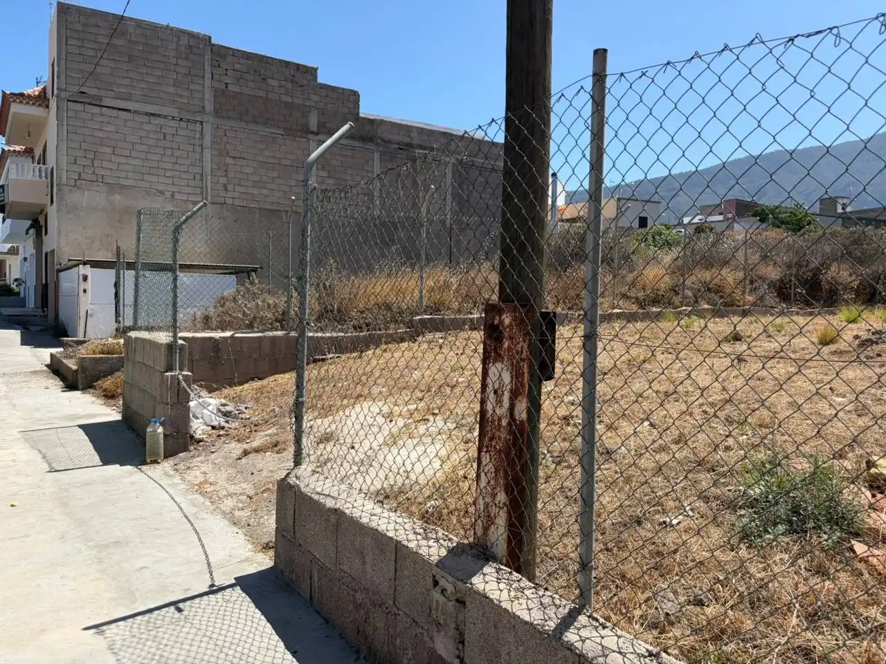 Terreny residencial en venda a Calle Ecuador, imagen 2